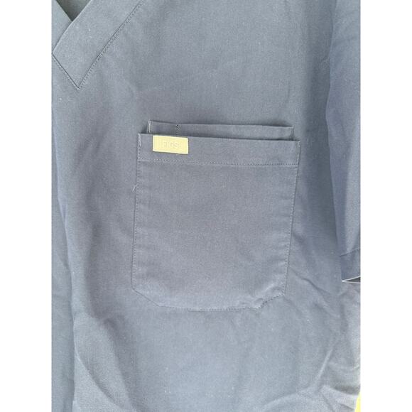 FIGS Catarina One Pocket Scrub Top Navy Size Large - Picture 8 of 8